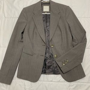 The limited size 6 tailored jacket